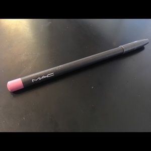 MAC lip pencil